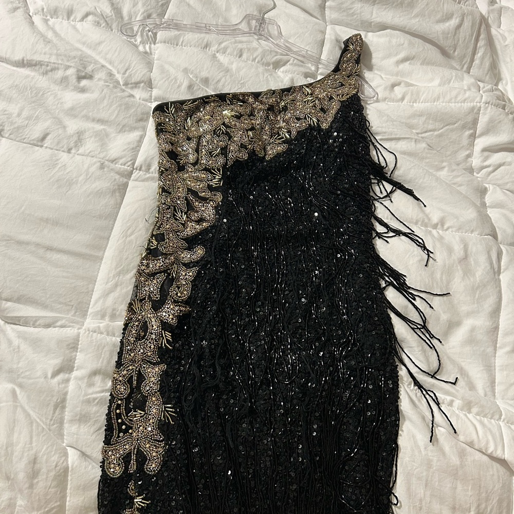 Stunning black/gold fringe sequins formal dress worn once for couple hours.